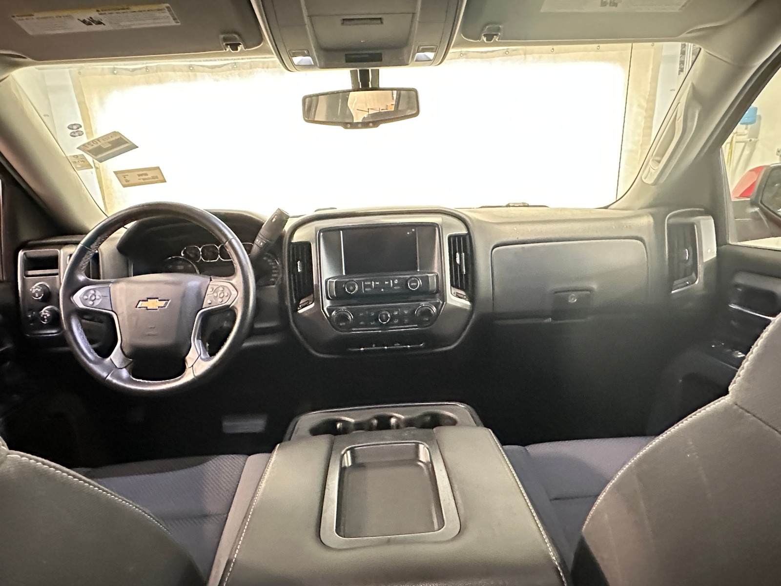 Thumbnail: 2018 Chevrolet Silverado 1500 - 3