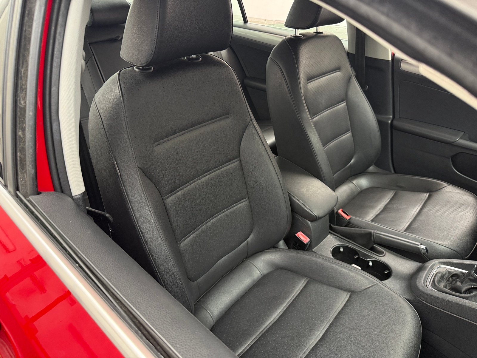 Thumbnail: 2015 Volkswagen Jetta - 2