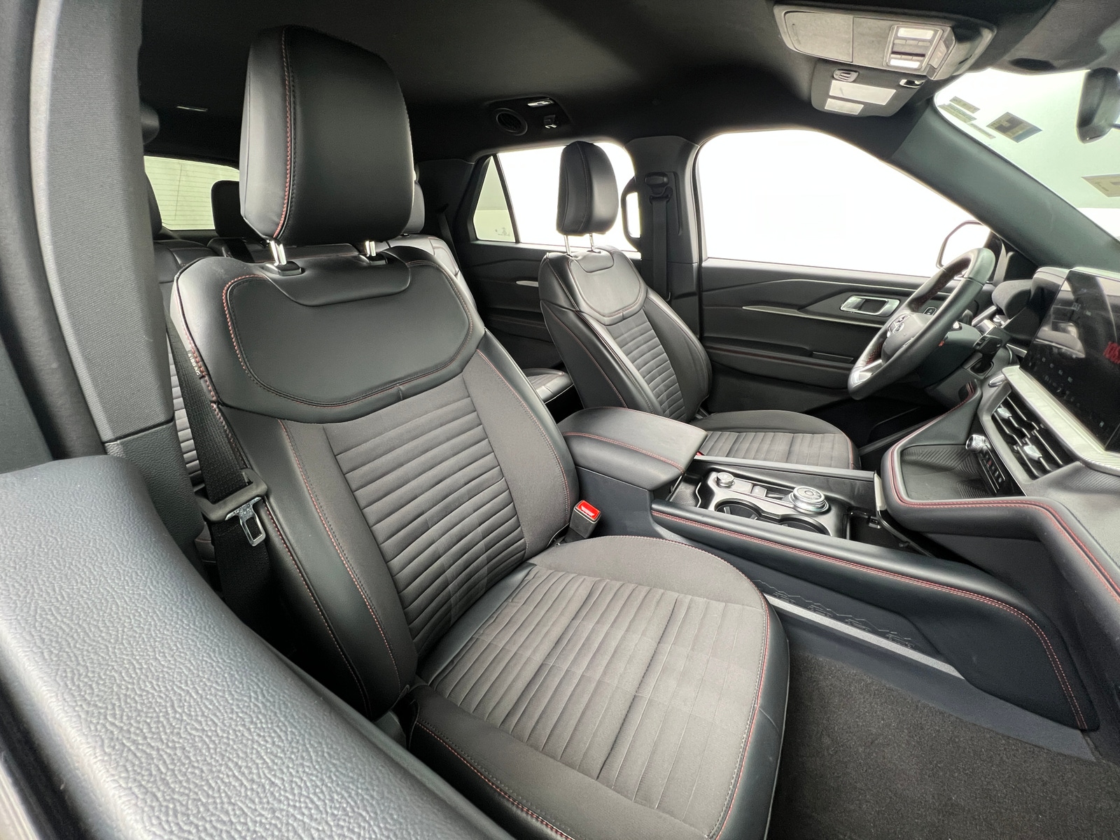 Thumbnail: 2025 Ford Explorer - 2