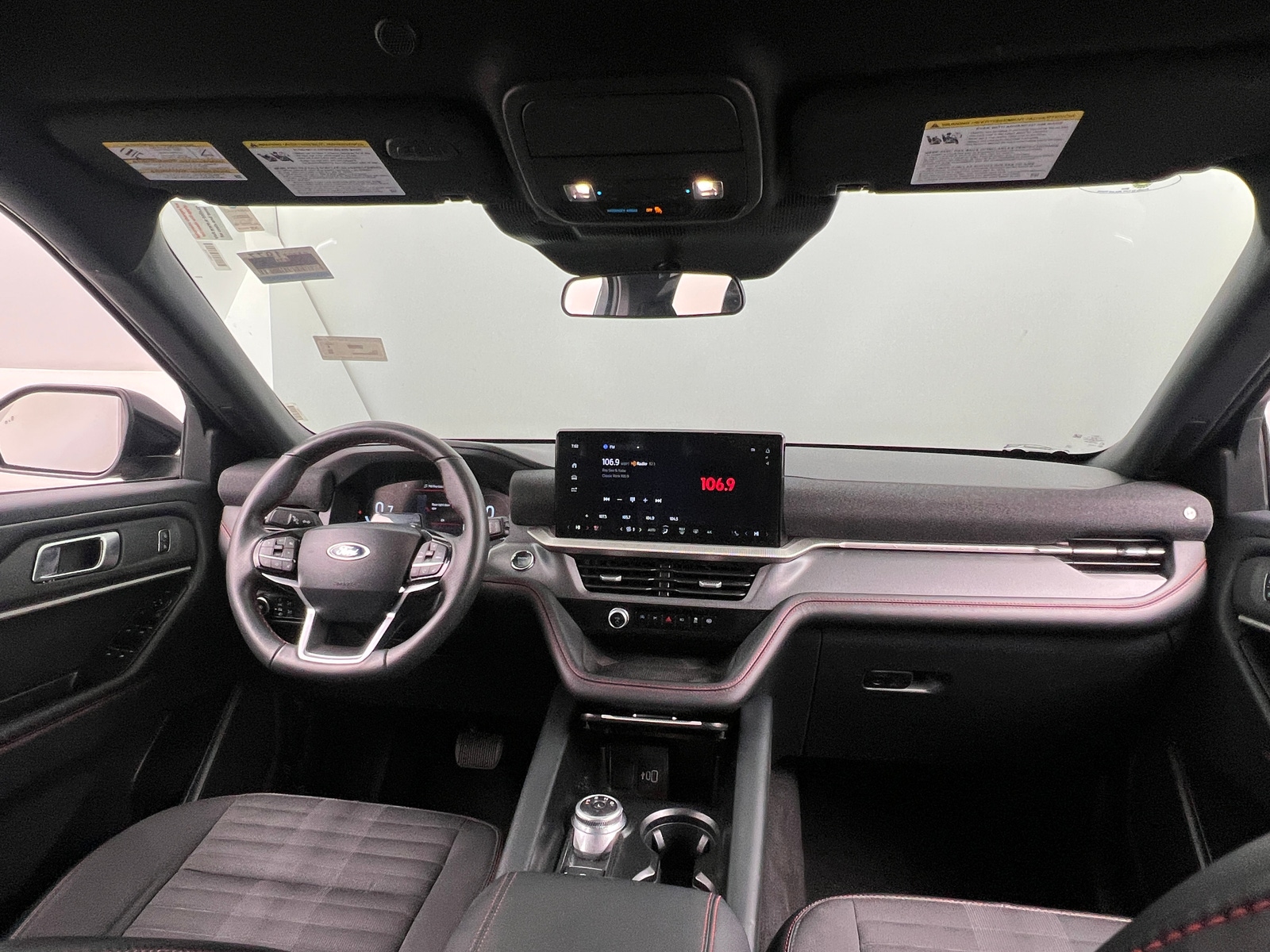 Thumbnail: 2025 Ford Explorer - 3