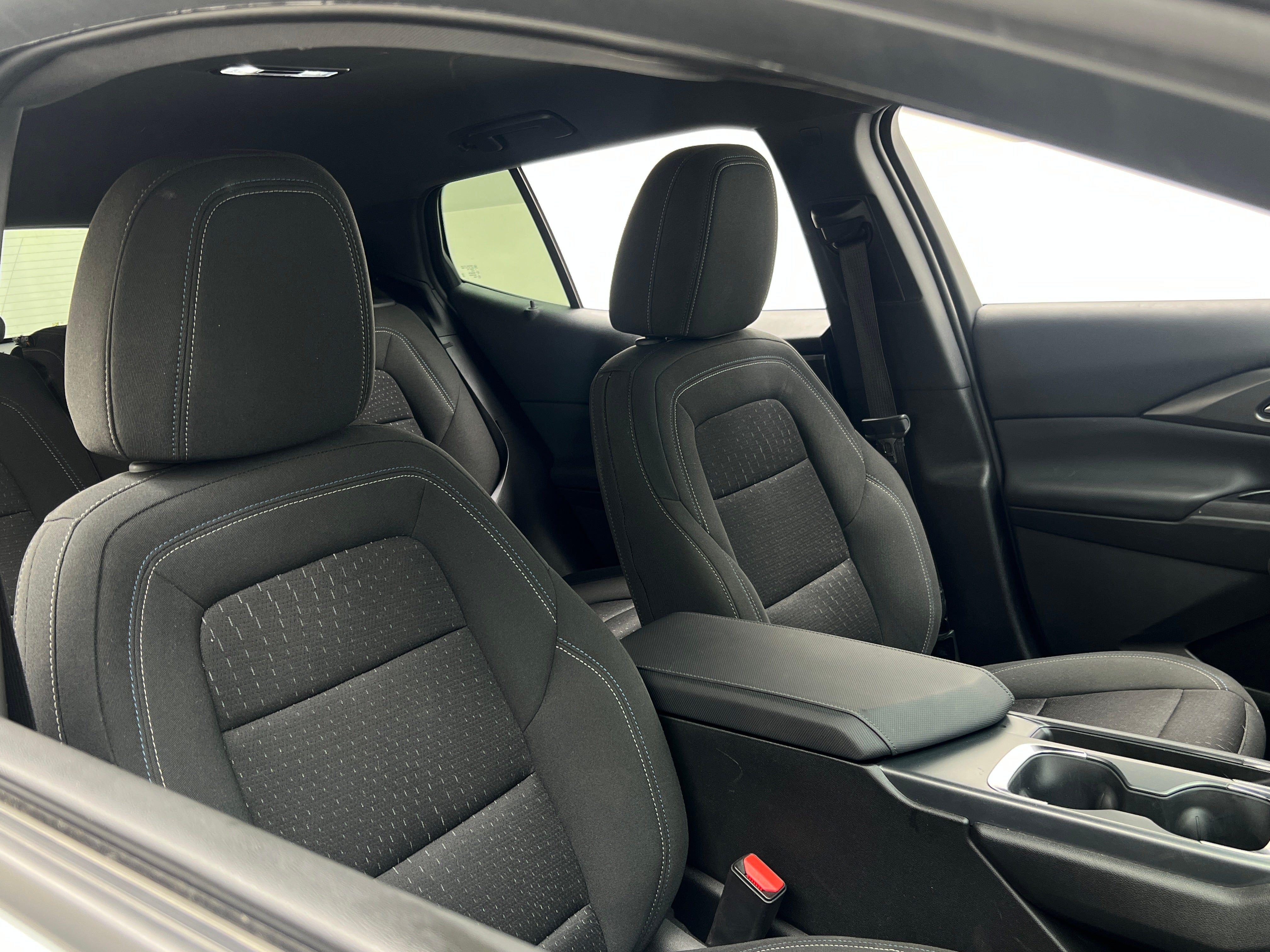 Used 2025 Chevrolet Equinox EV LT with VIN 3GN7DLRPXSS173189 for sale in Oak Creek, WI