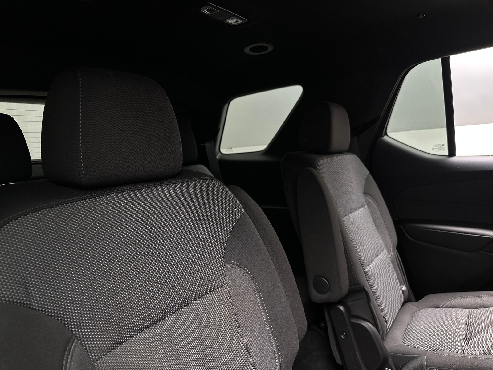 Thumbnail: 2023 Chevrolet Traverse - 6