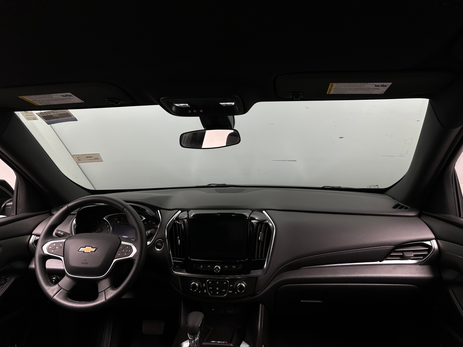 Thumbnail: 2023 Chevrolet Traverse - 3