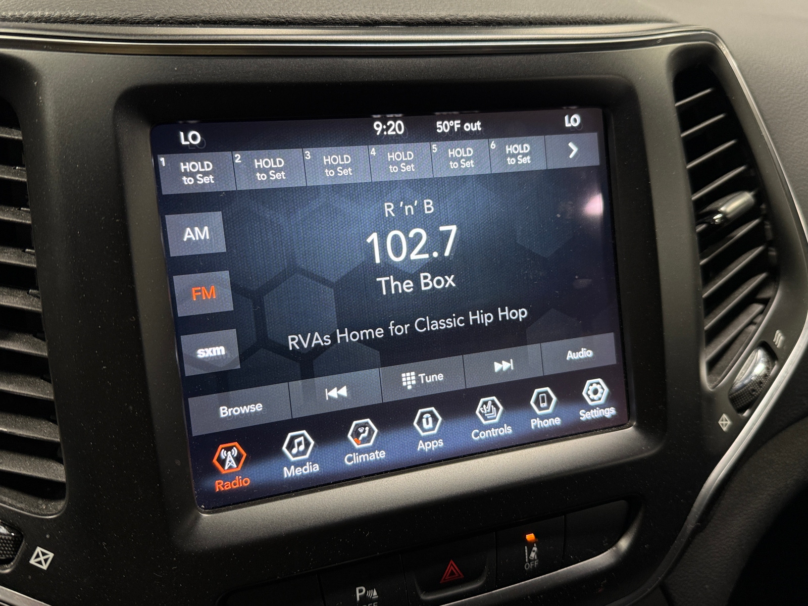 Thumbnail: 2021 Jeep Cherokee - 3