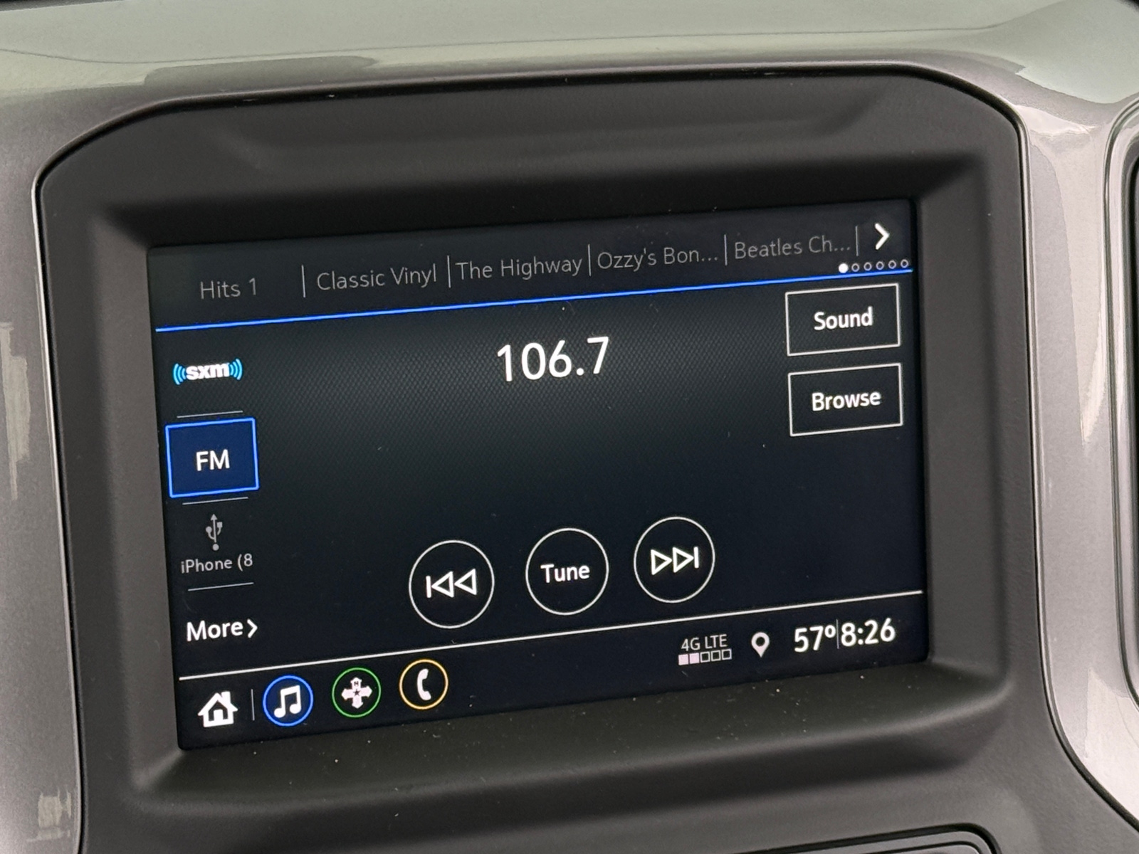 Thumbnail: 2021 Chevrolet Silverado 1500 - 4