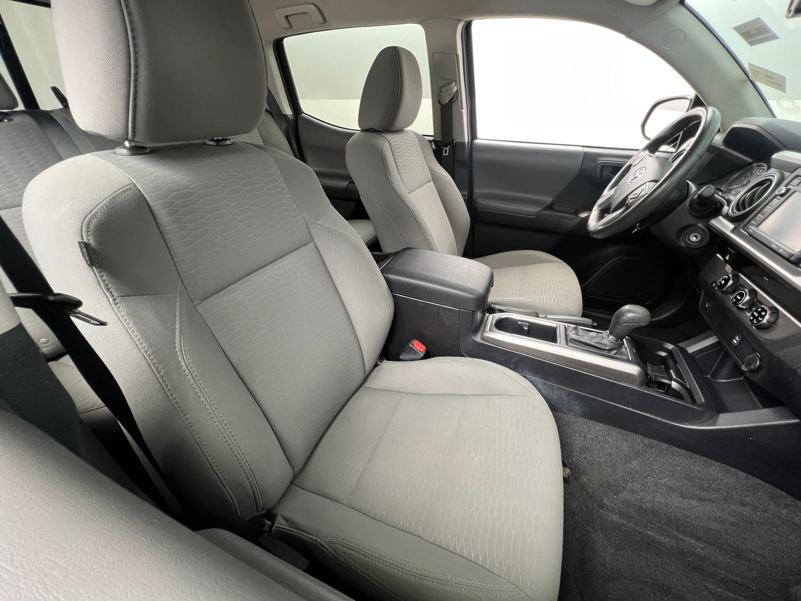 Thumbnail: 2017 Toyota Tacoma - 2