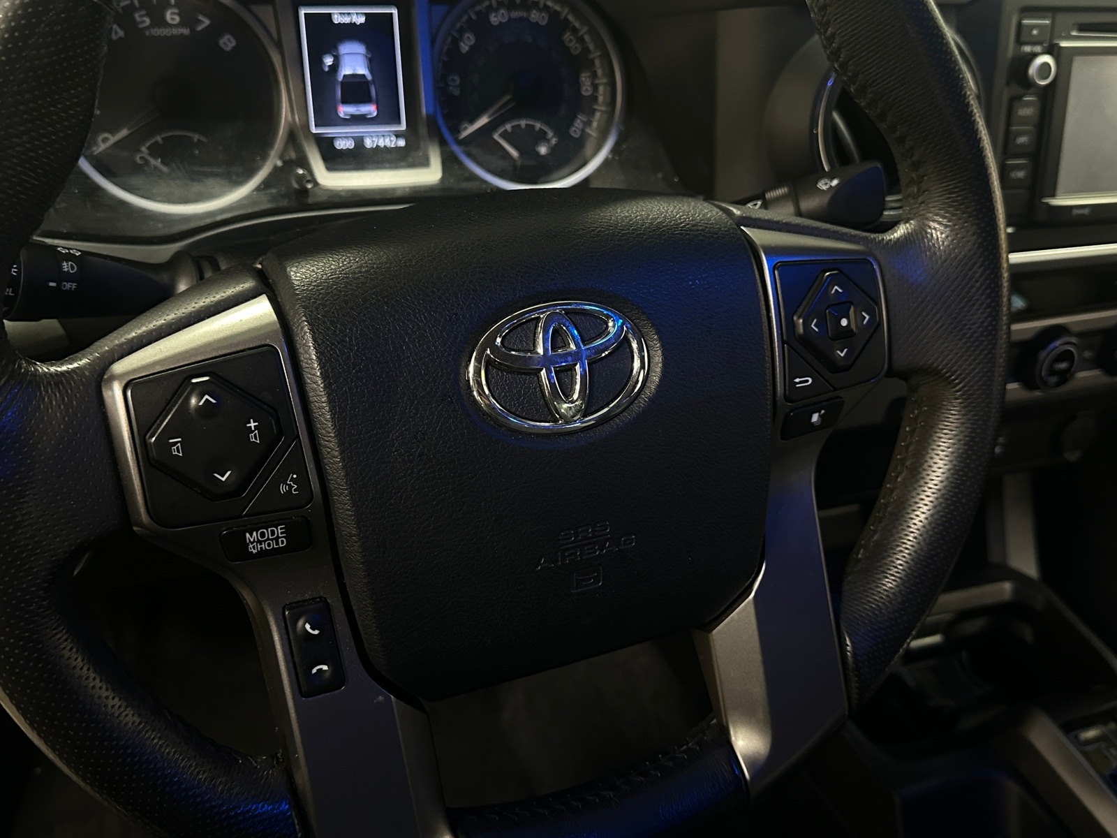 Thumbnail: 2017 Toyota Tacoma - 5