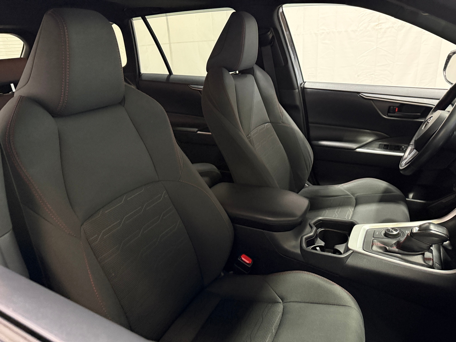 Thumbnail: 2021 Toyota RAV4 - 2