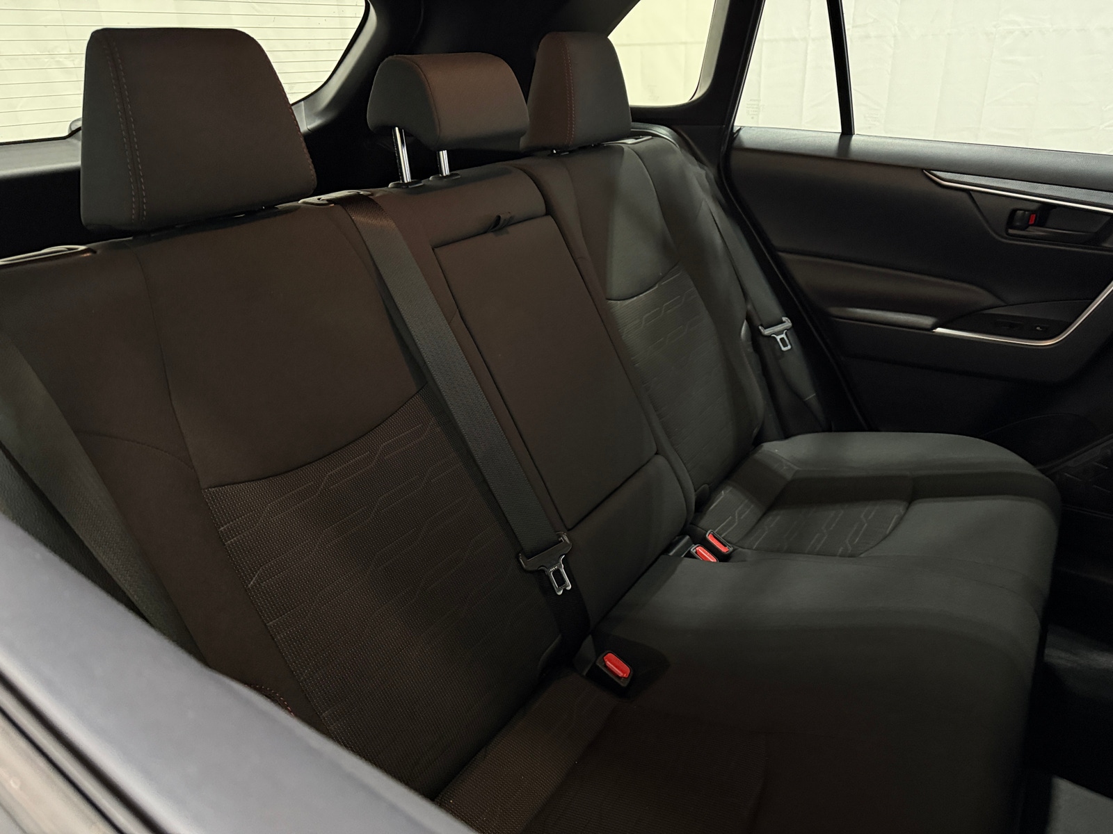 Thumbnail: 2021 Toyota RAV4 - 6