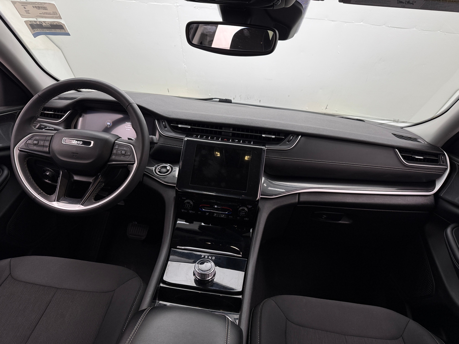 Thumbnail: 2023 Jeep Grand Cherokee L - 3