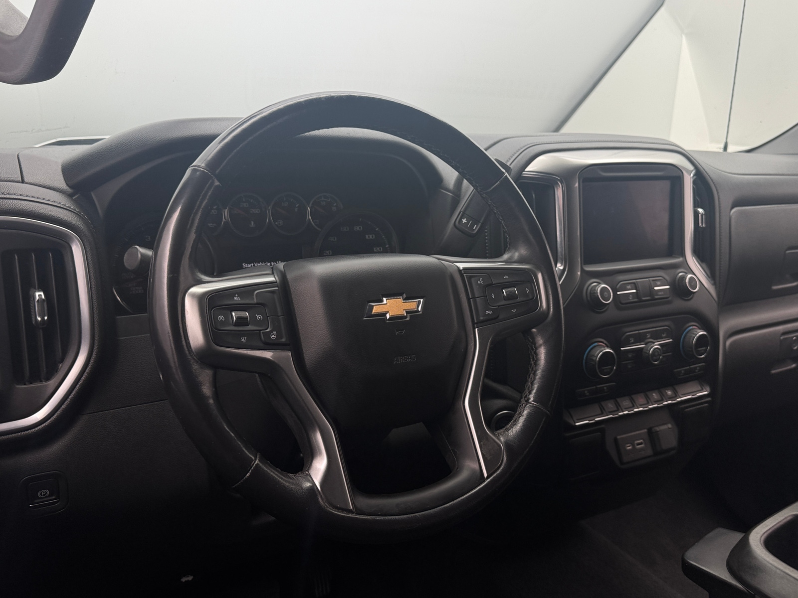Thumbnail: 2020 Chevrolet Silverado 1500 - 5