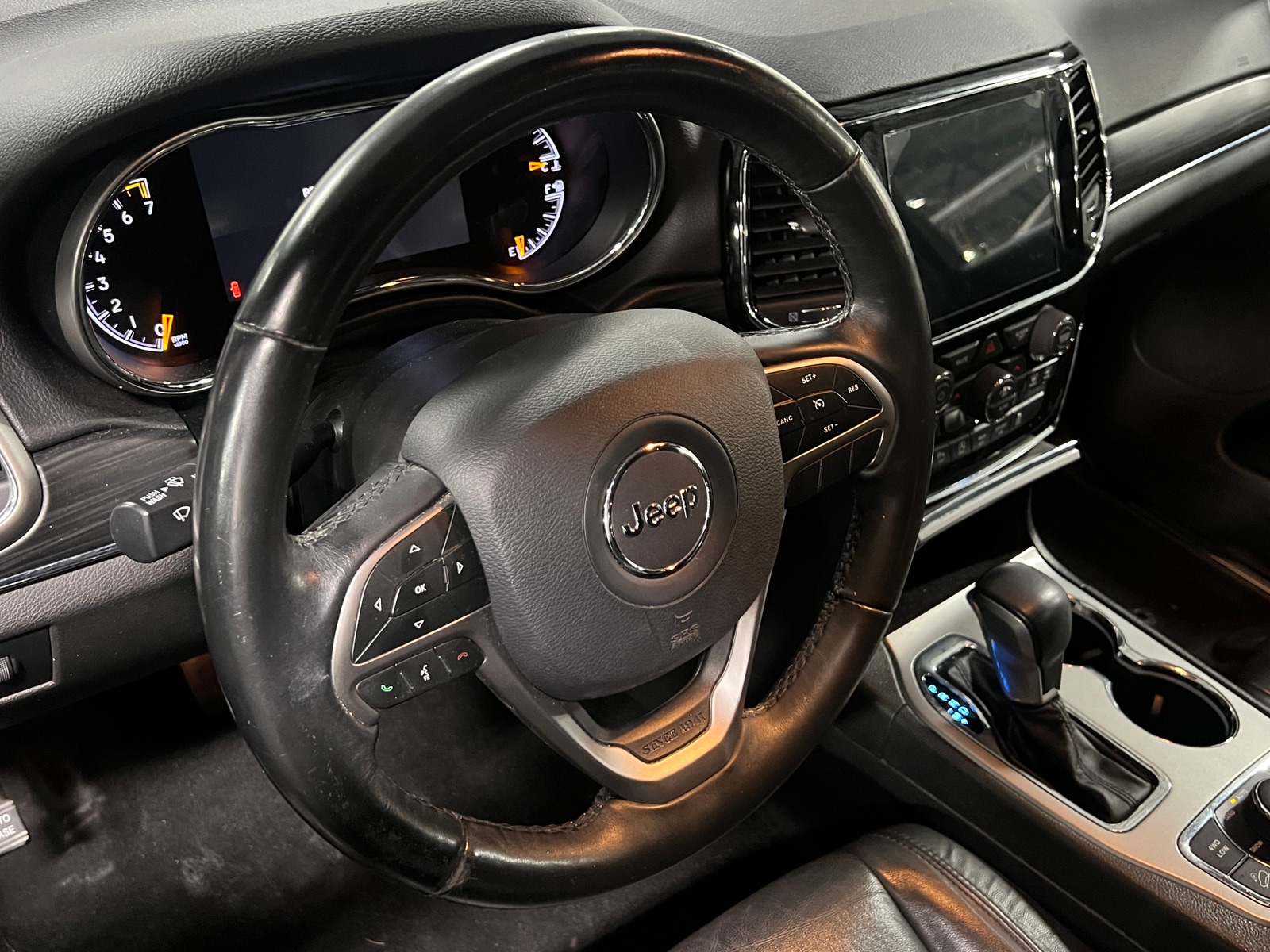 Thumbnail: 2019 Jeep Grand Cherokee - 4