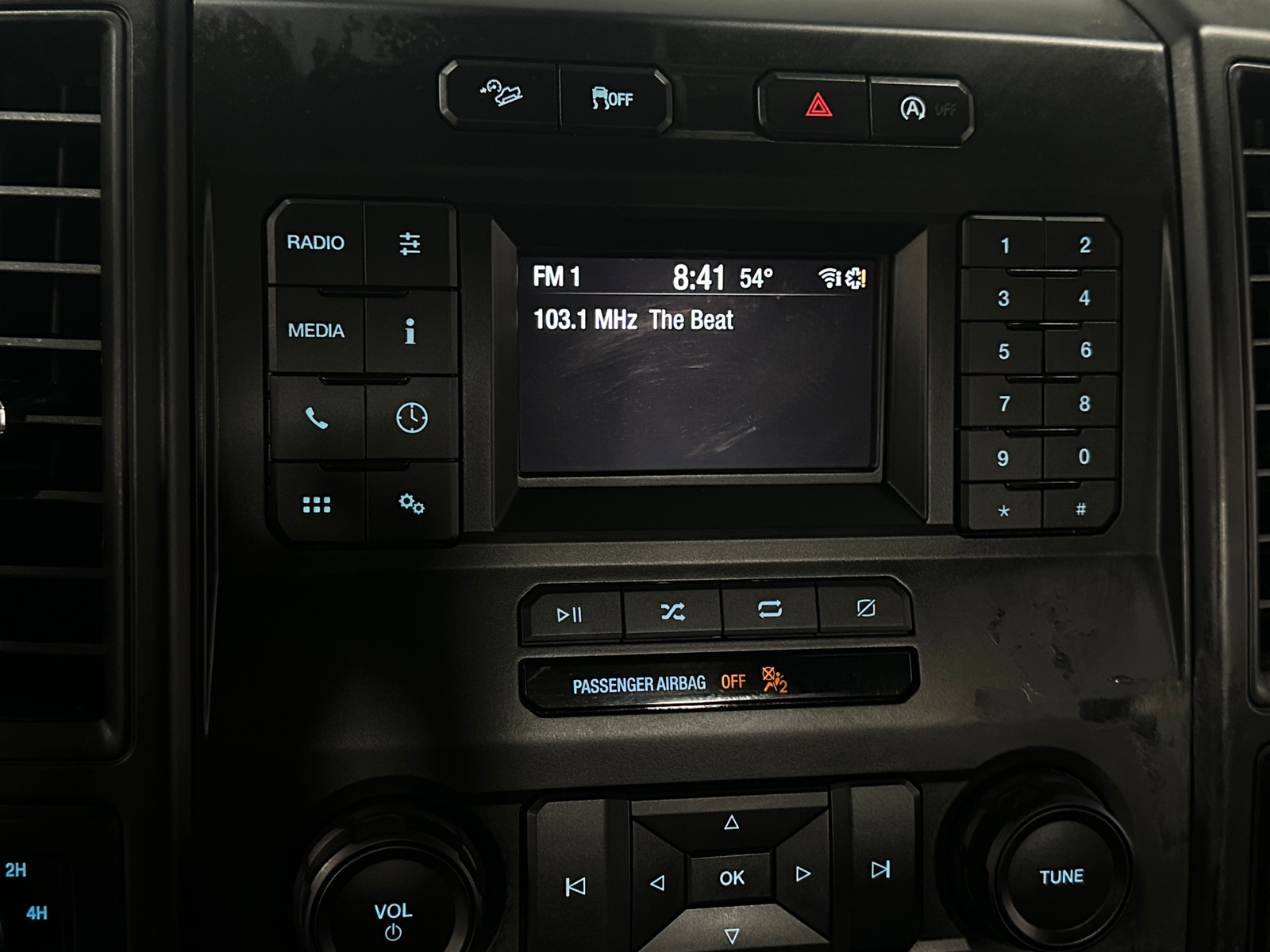 Thumbnail: 2020 Ford Econoline - 4