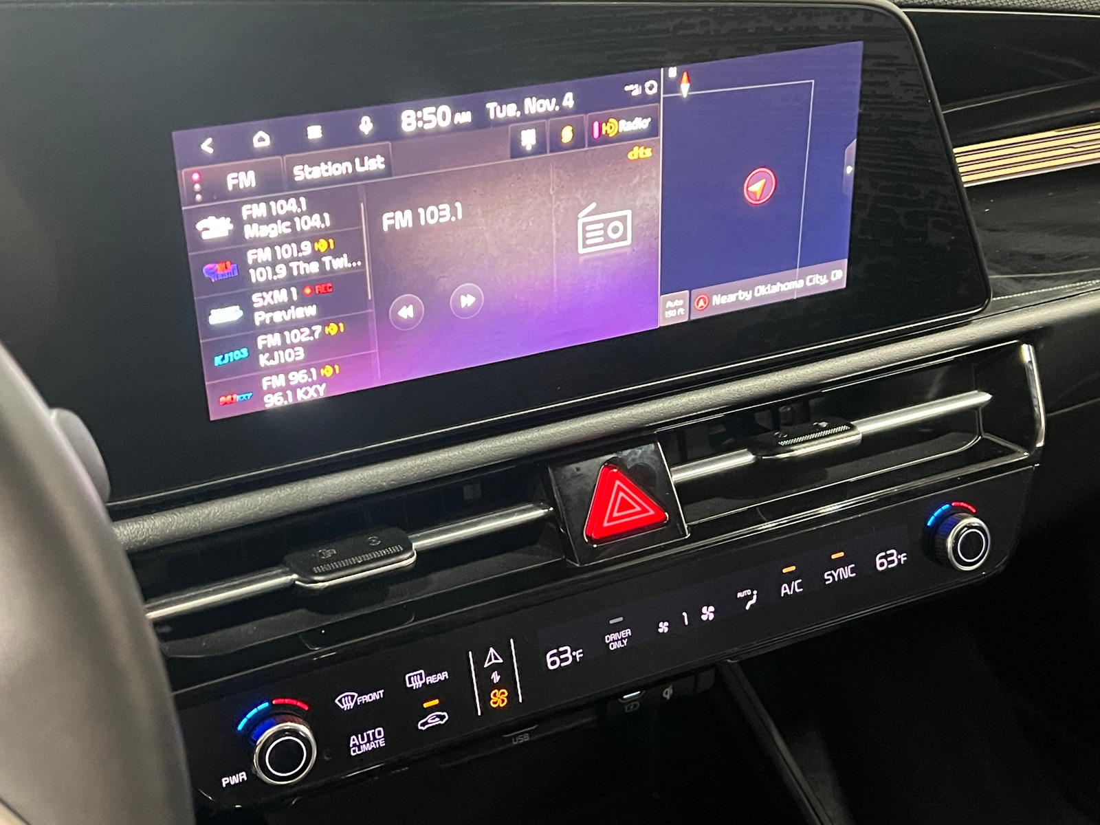 Thumbnail: 2023 Kia Niro - 3