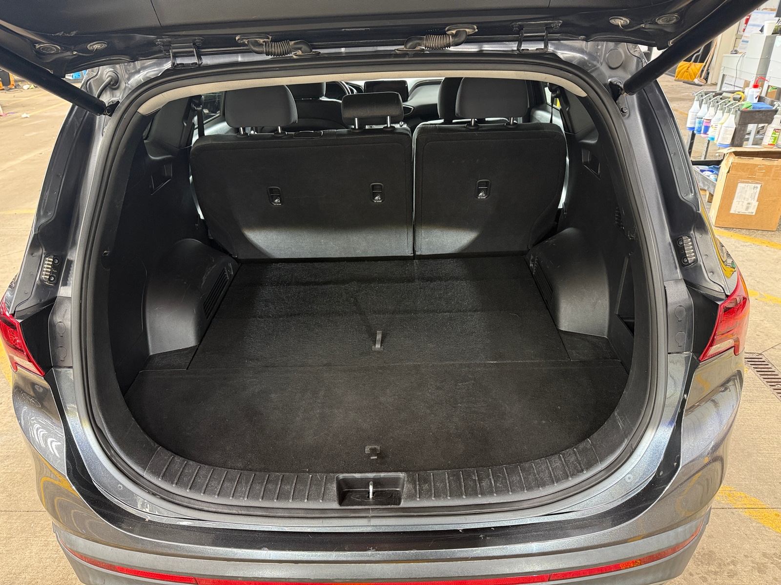 Thumbnail: 2023 Hyundai Santa Fe - 7