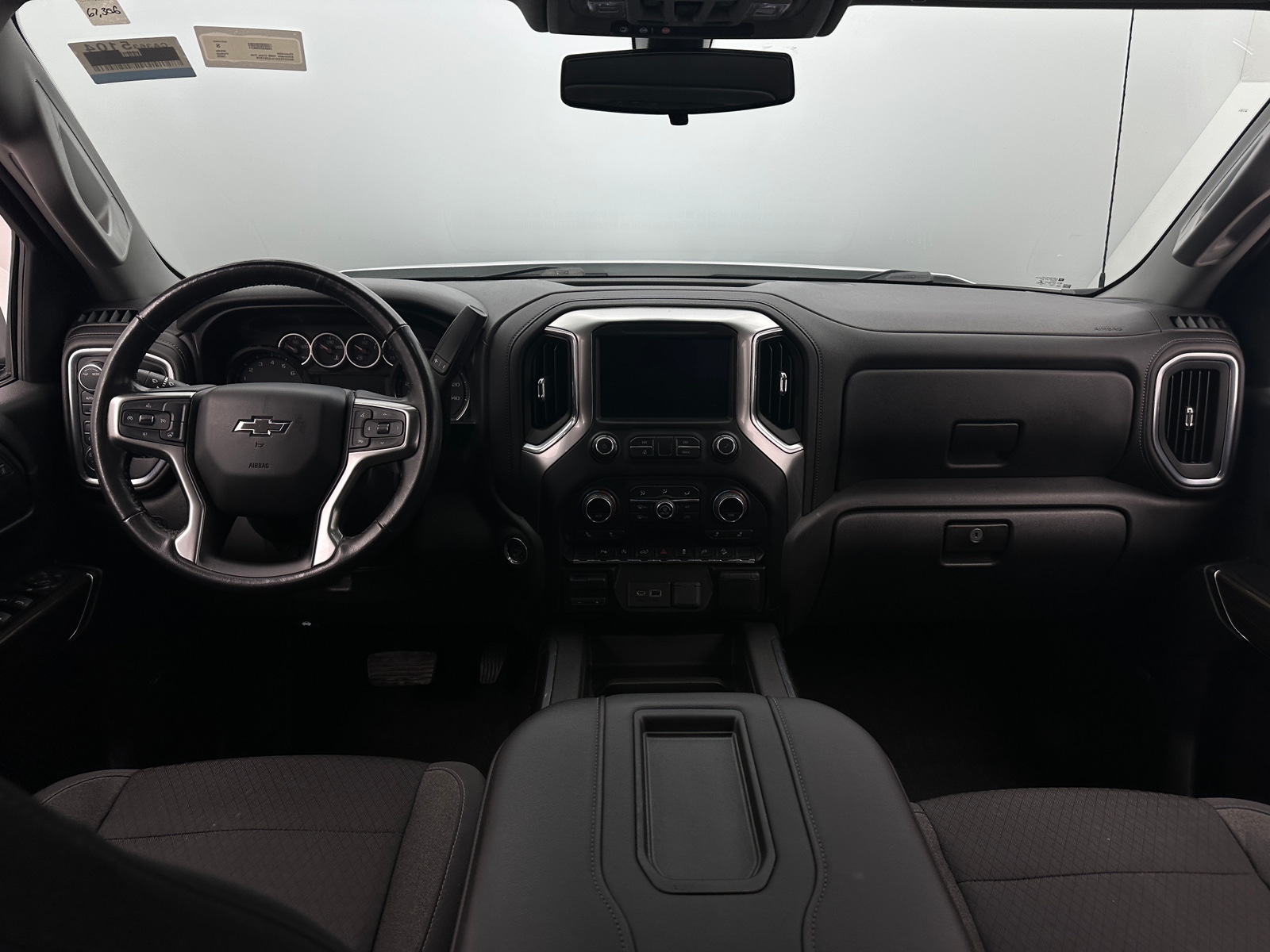 Thumbnail: 2020 Chevrolet Silverado 1500 - 3