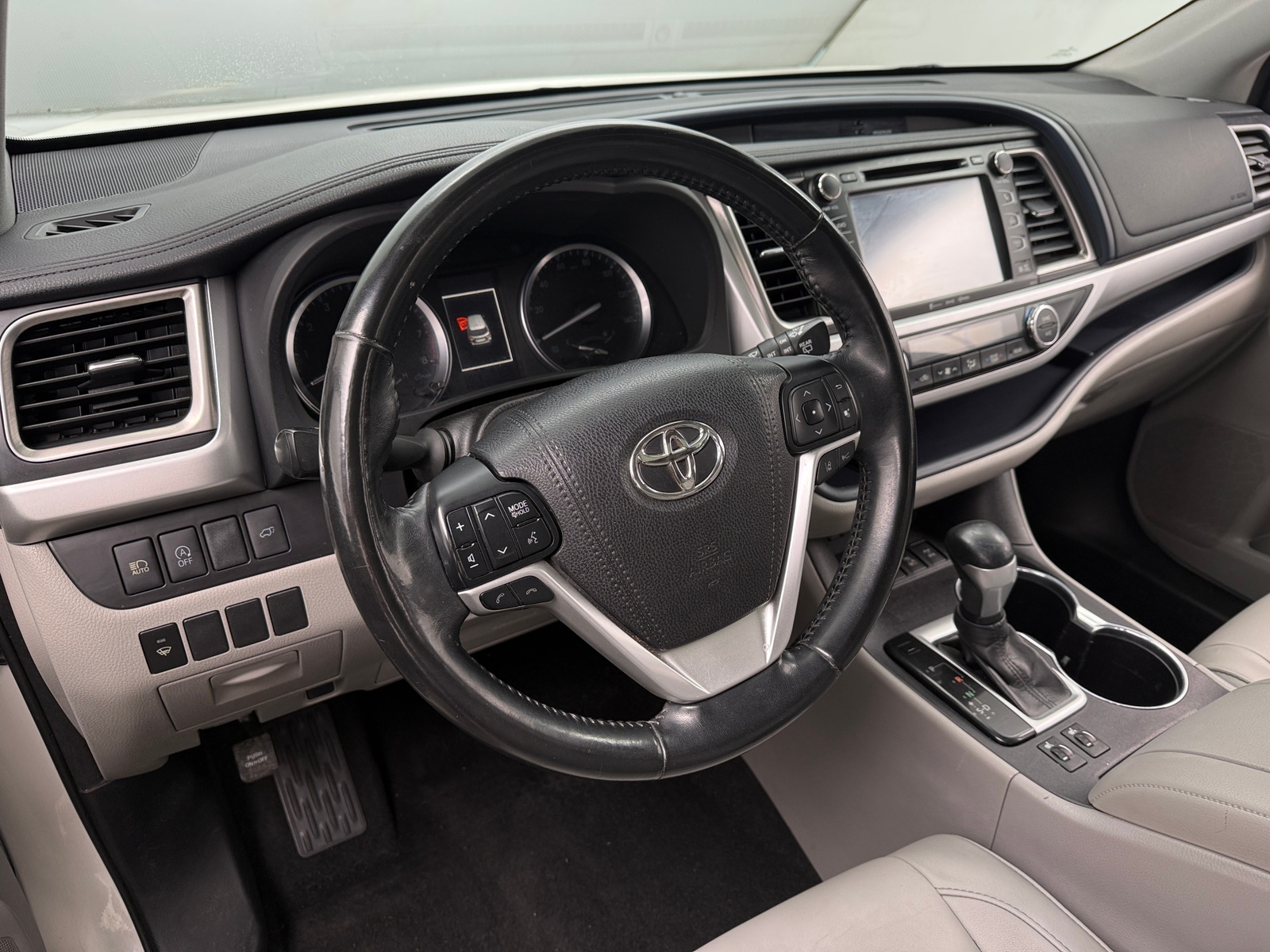 Thumbnail: 2018 Toyota Highlander - 4