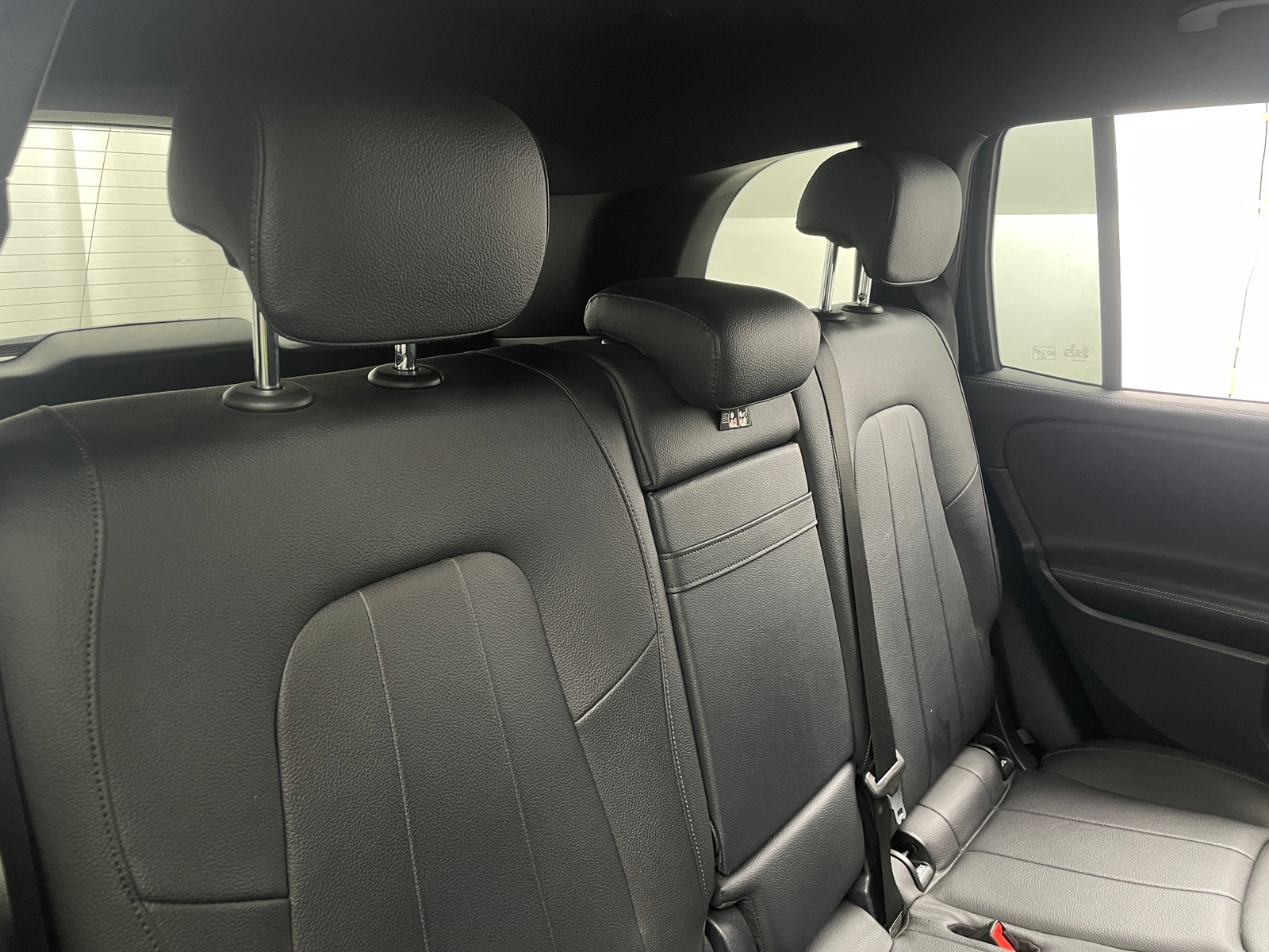 Thumbnail: 2022 Mercedes-Benz GLB - 5