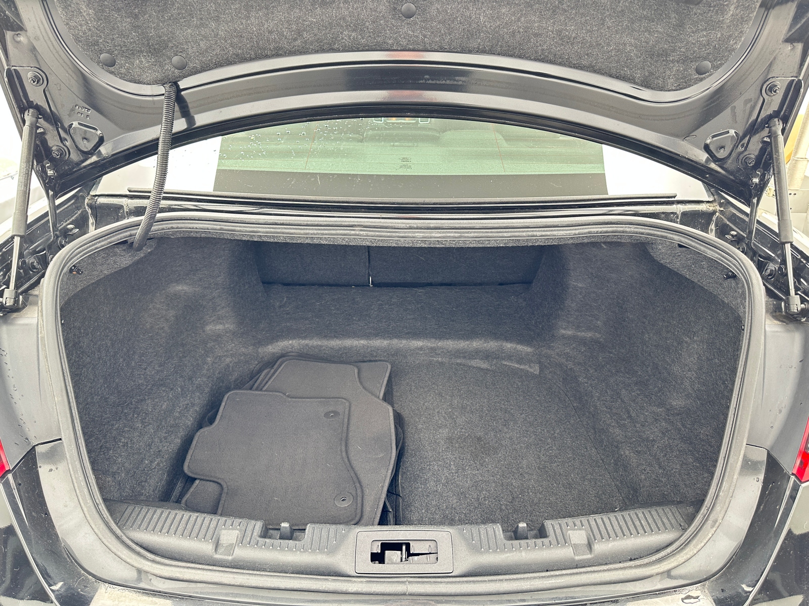 Thumbnail: 2014 Ford Taurus - 6