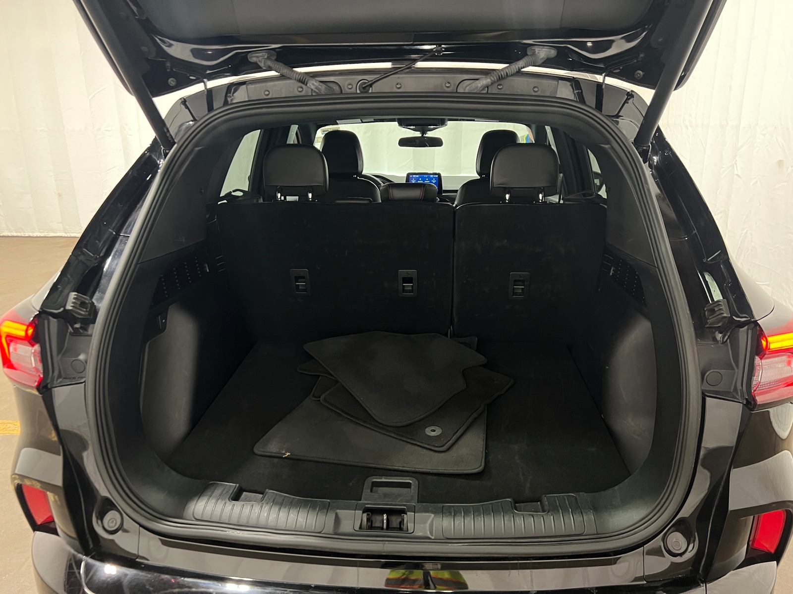 Thumbnail: 2024 Ford Escape - 7