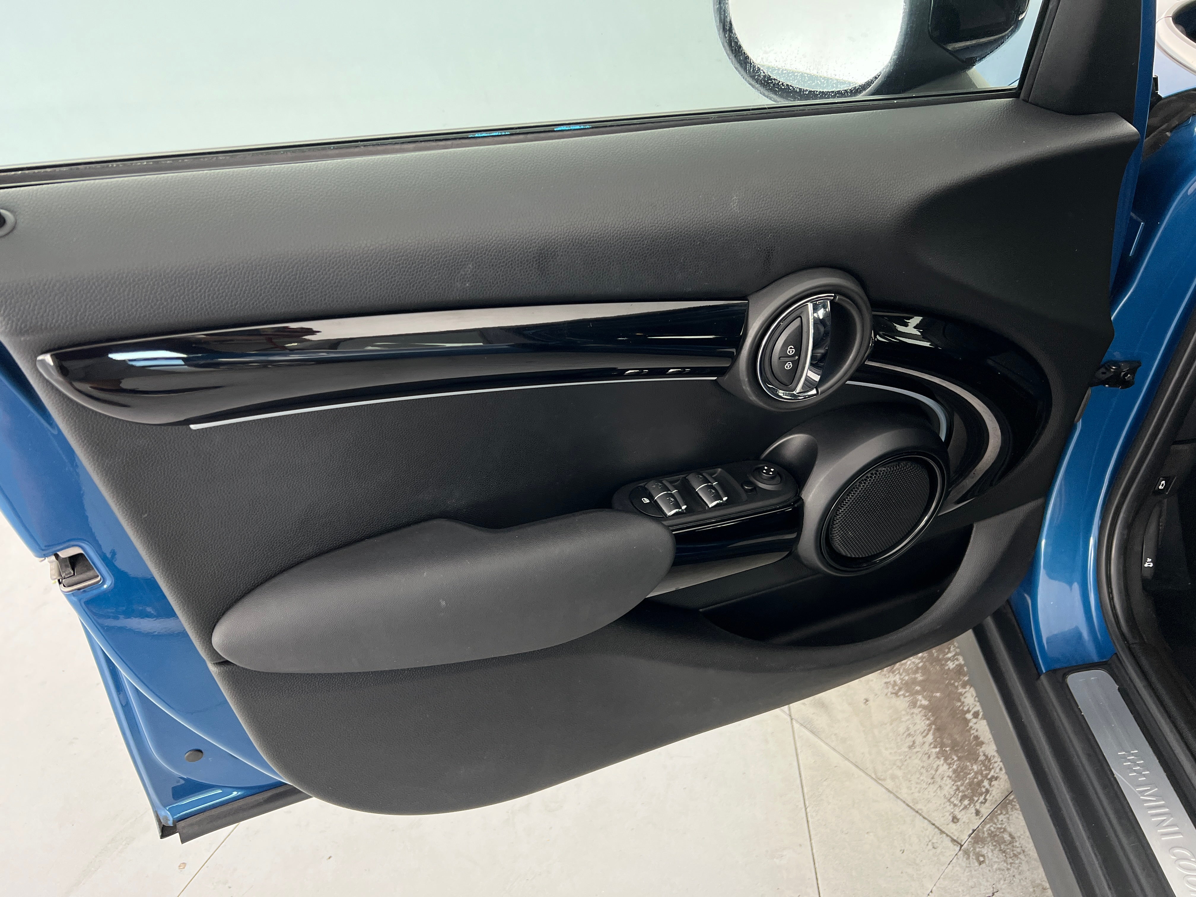 2022 MINI Hardtop 4 Door