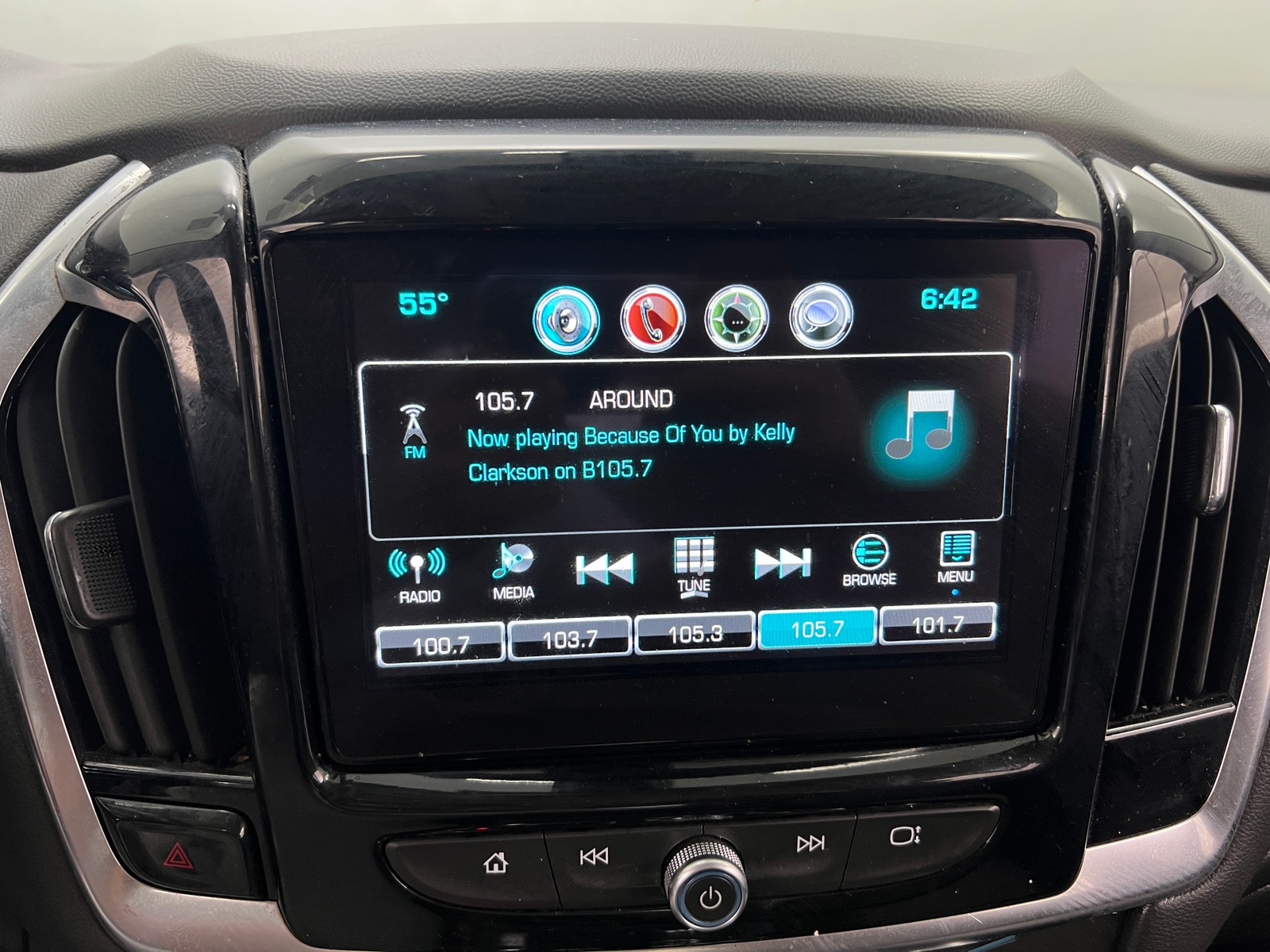 Thumbnail: 2019 Chevrolet Traverse - 4