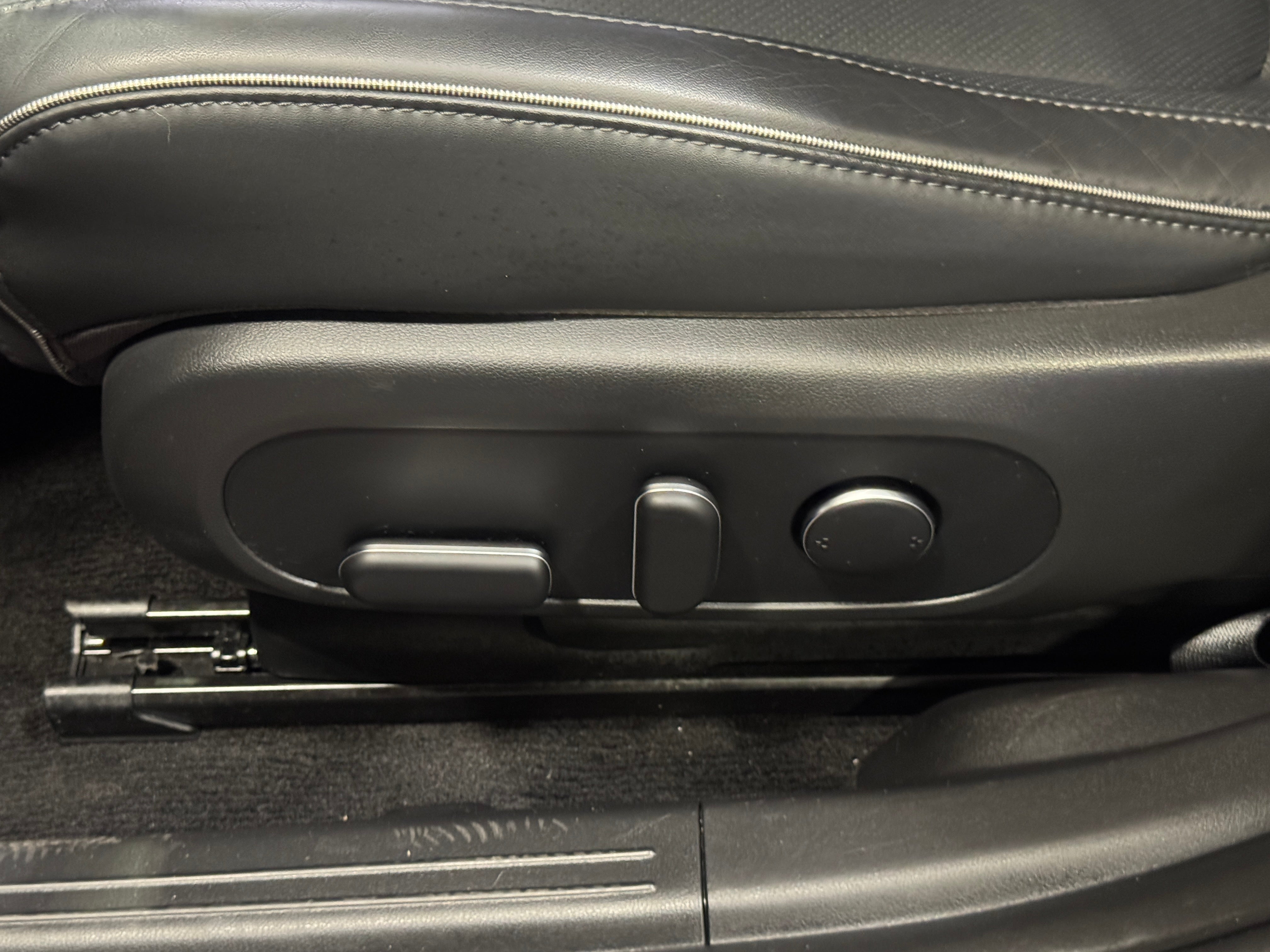 Used 2022 Hyundai IONIQ 5 SEL with VIN KM8KN4AE7NU073485 for sale in Auburn, WA