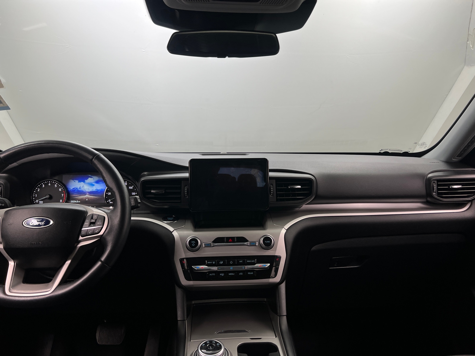 Thumbnail: 2022 Ford Explorer - 3