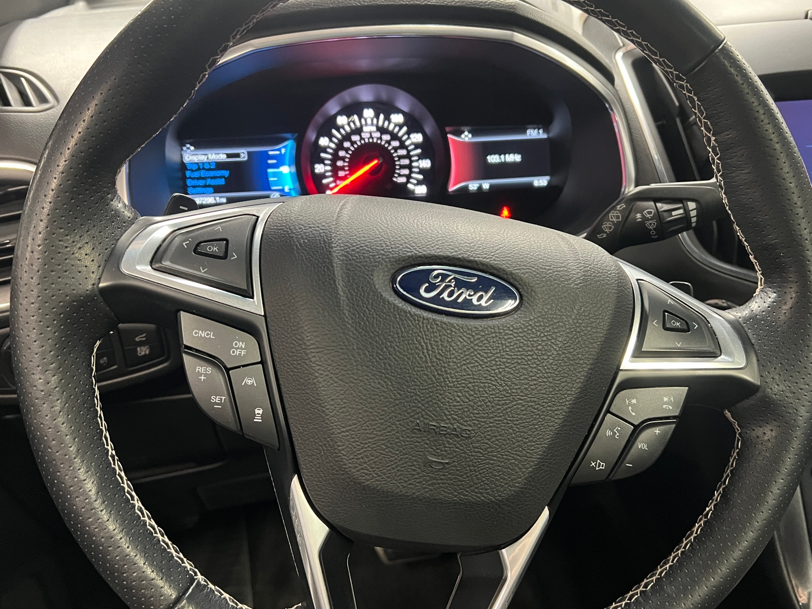 Thumbnail: 2019 Ford Edge - 4