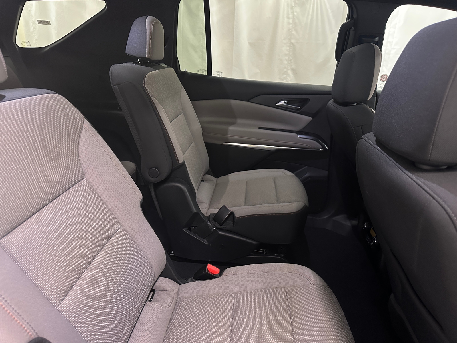 Thumbnail: 2025 Chevrolet Traverse - 6