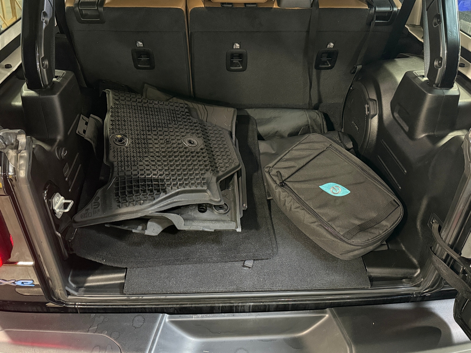 Thumbnail: 2021 Jeep Wrangler - 6