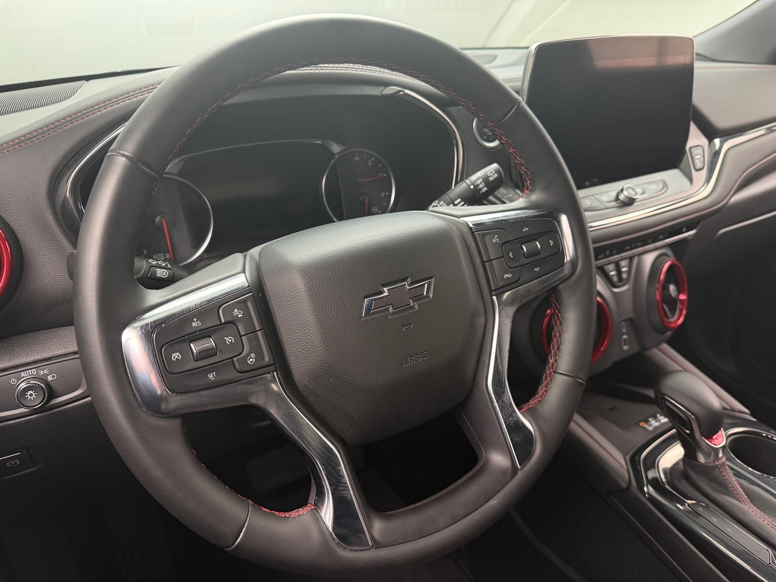 Thumbnail: 2025 Chevrolet Blazer - 4