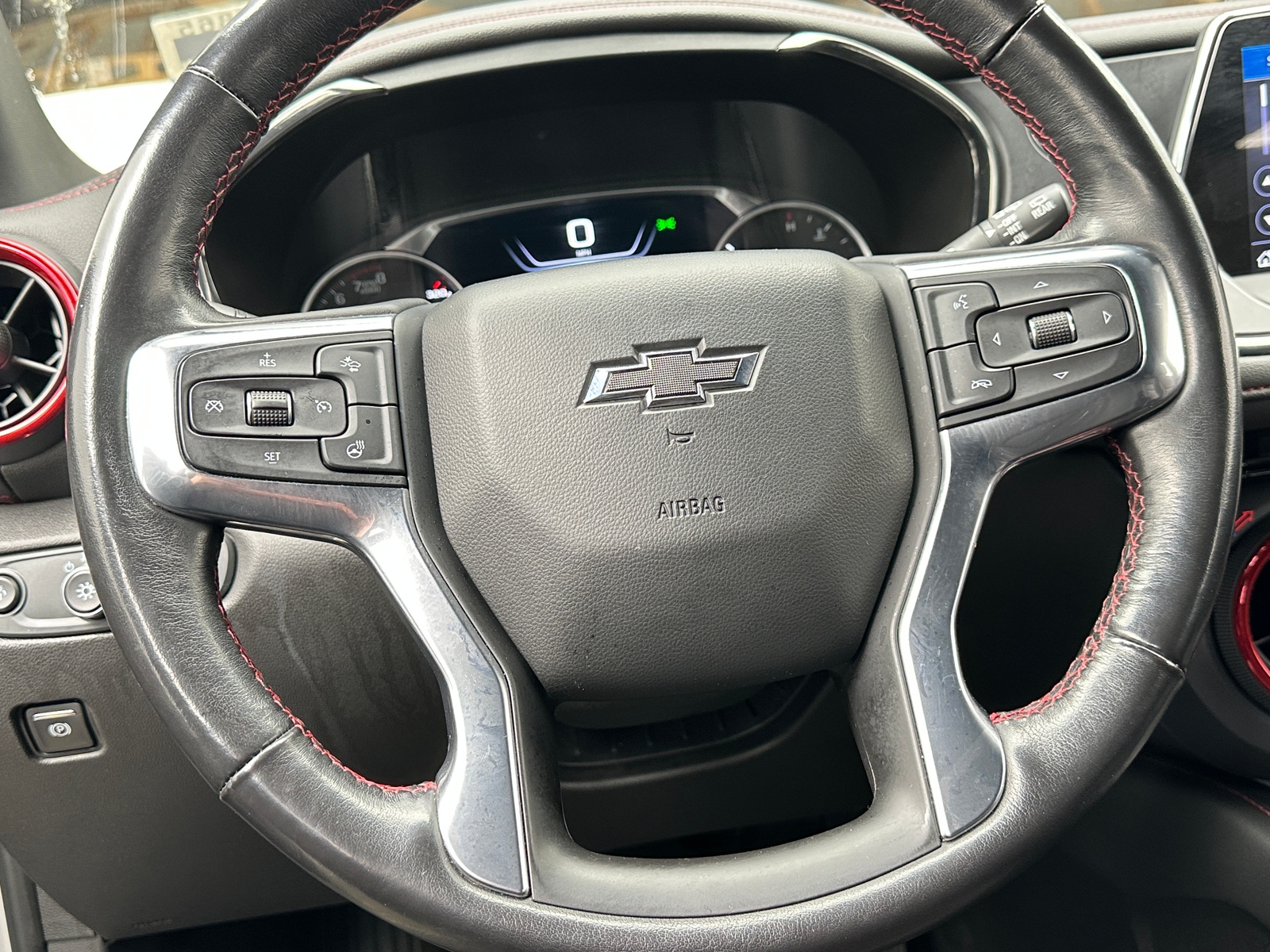 Thumbnail: 2021 Chevrolet Blazer - 4