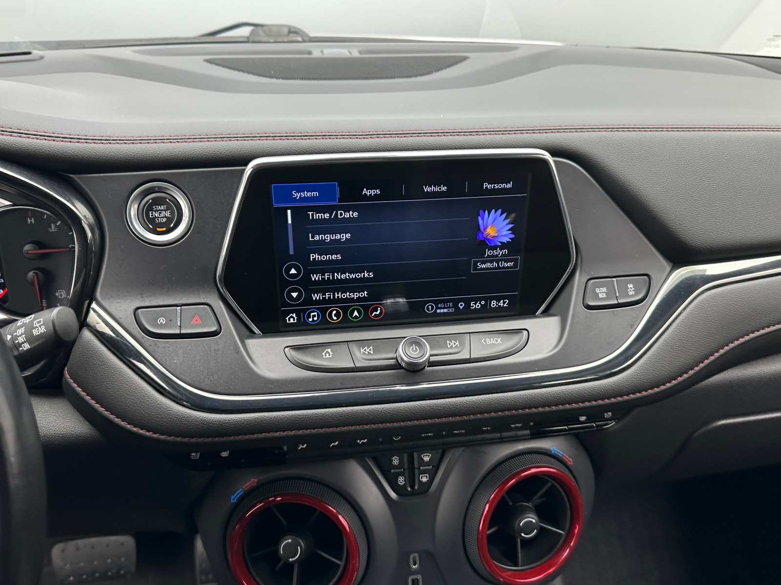 Thumbnail: 2021 Chevrolet Blazer - 3