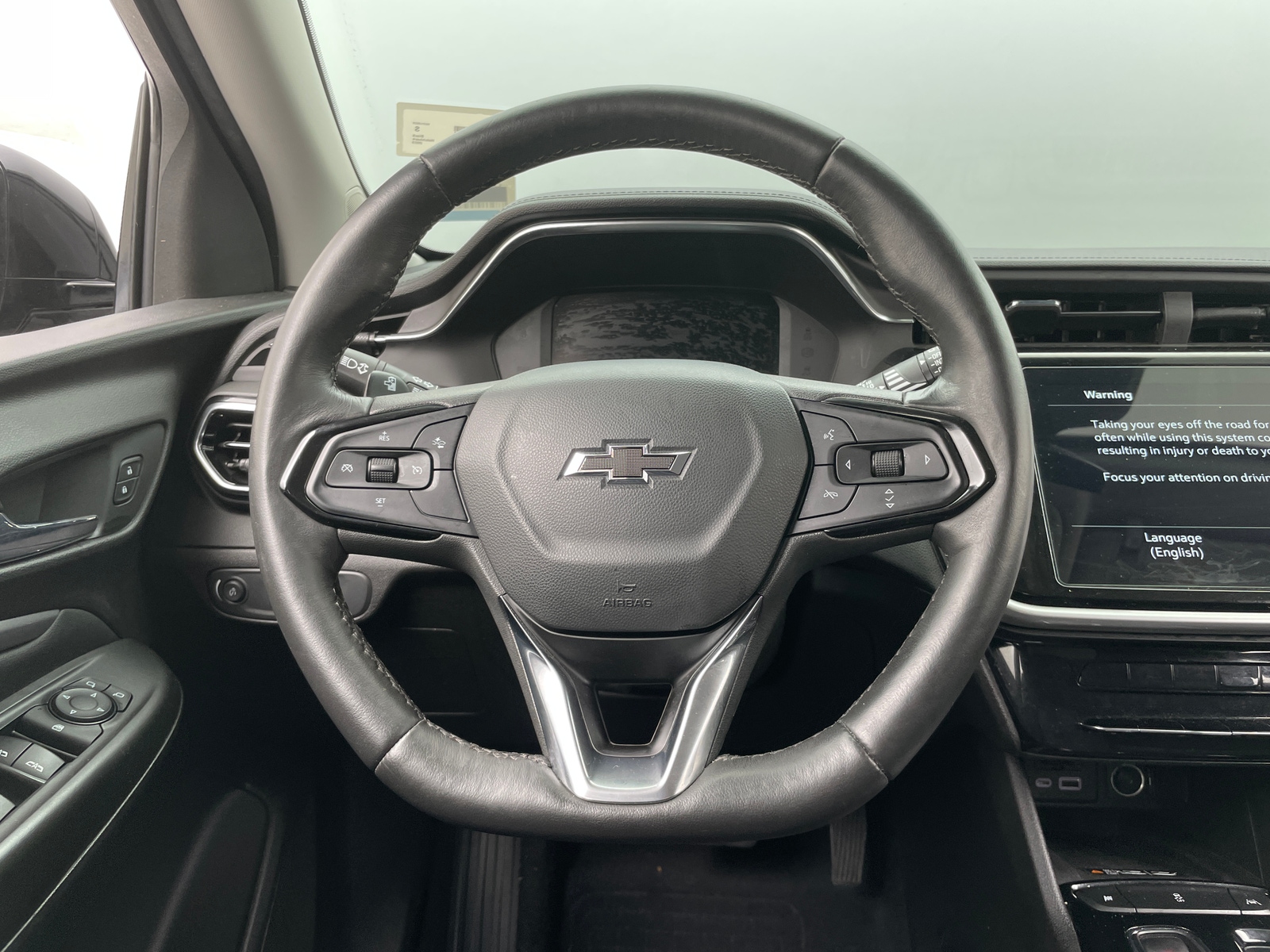 Thumbnail: 2023 Chevrolet Bolt EUV - 5