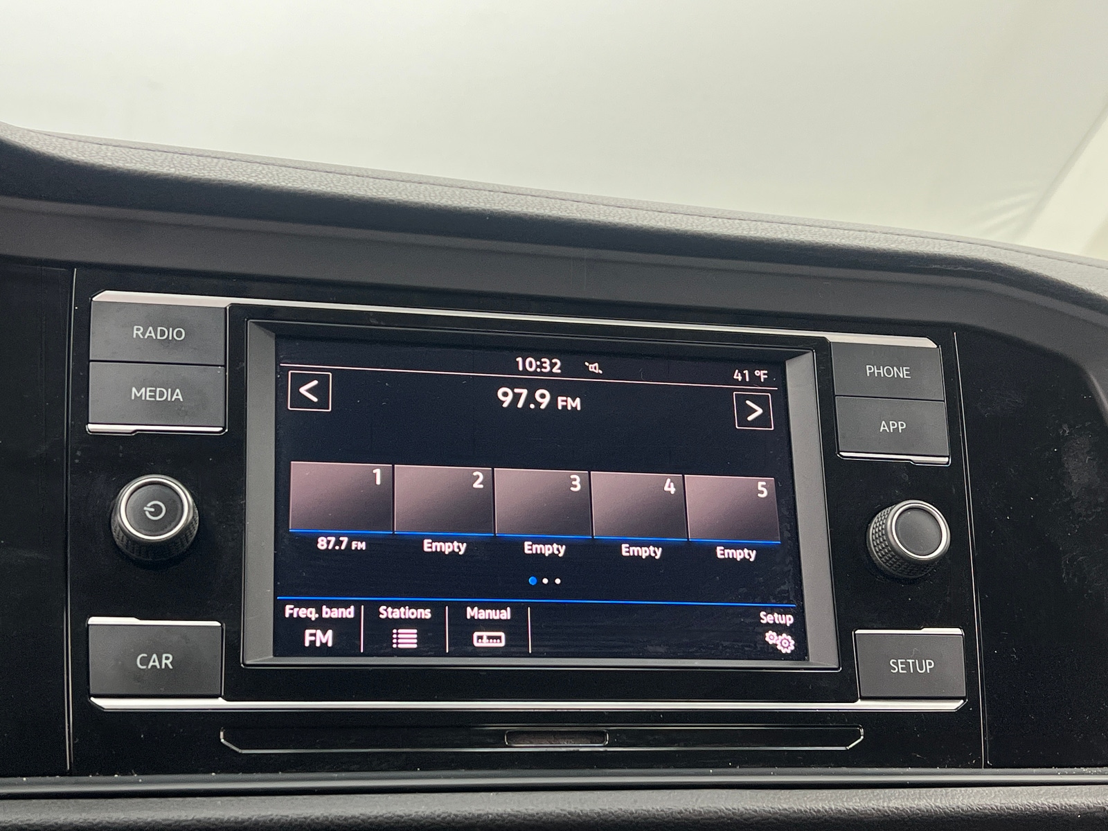 Thumbnail: 2019 Volkswagen Jetta - 4