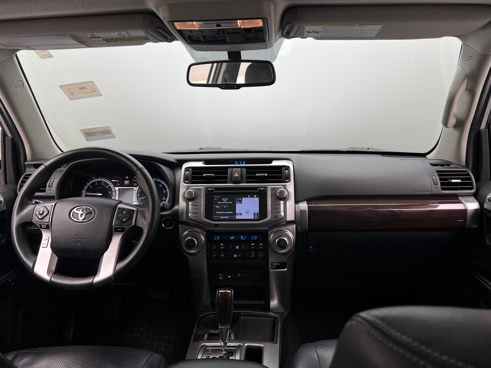 Thumbnail: 2015 Toyota 4Runner - 3