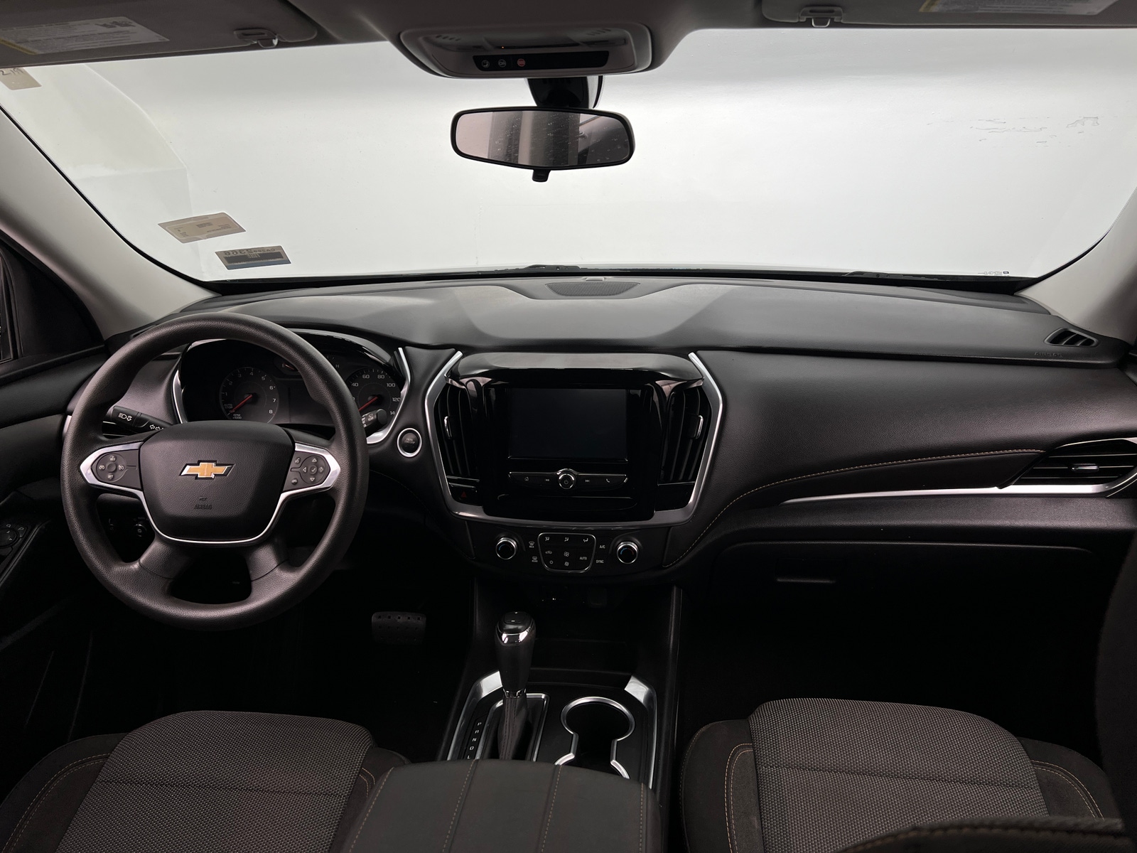 Thumbnail: 2019 Chevrolet Traverse - 3