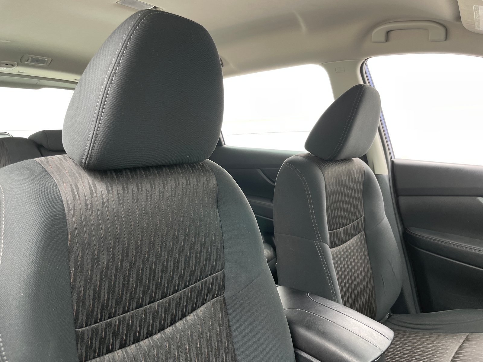 Thumbnail: 2017 Nissan Rogue - 2