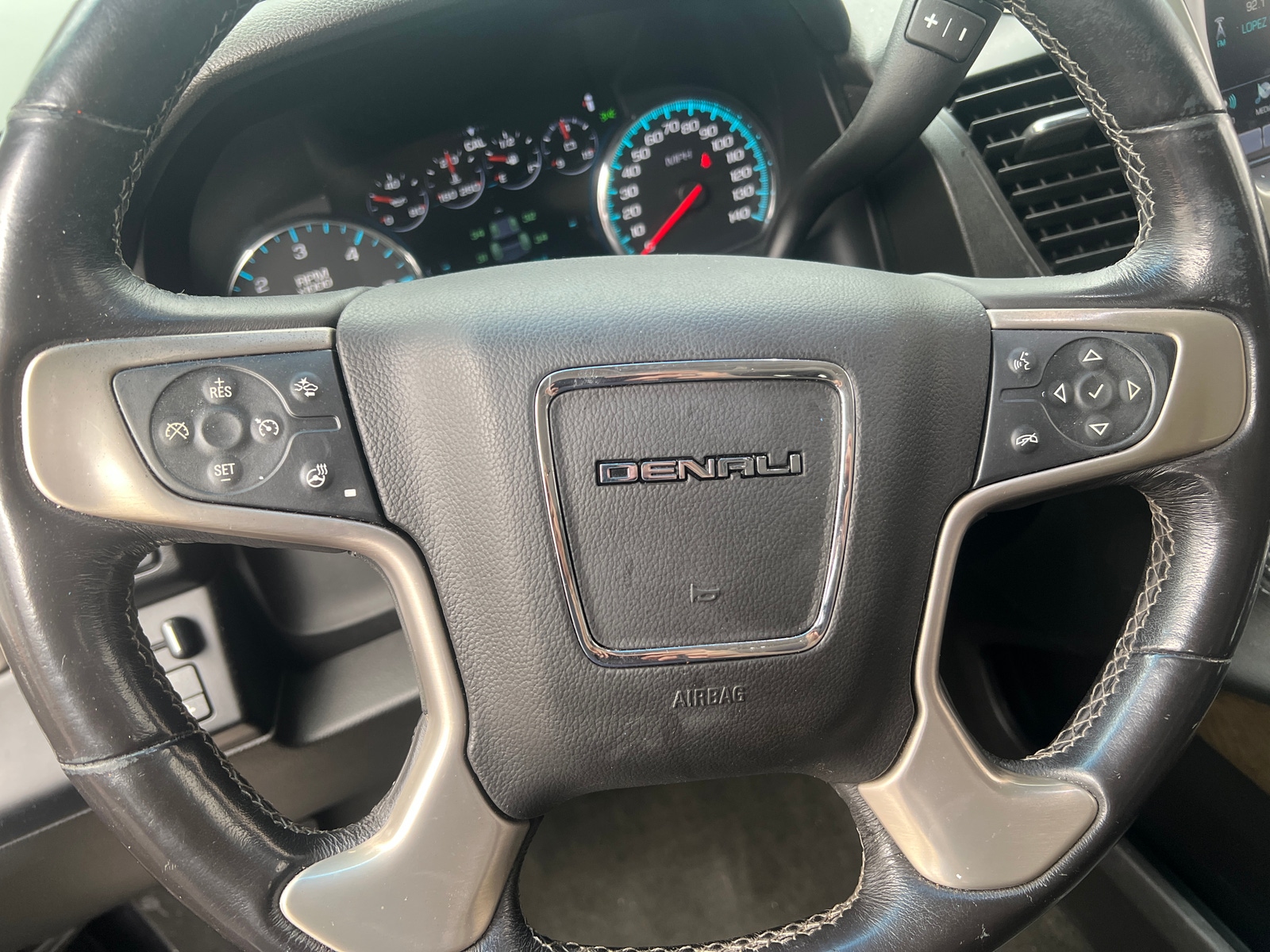 Thumbnail: 2018 GMC Yukon - 4