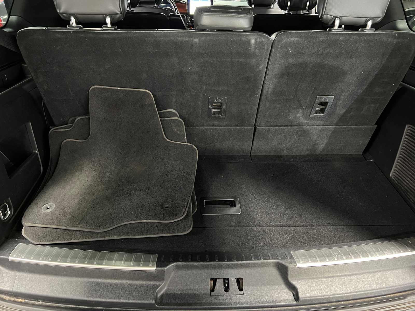 Thumbnail: 2019 Lincoln Navigator - 6