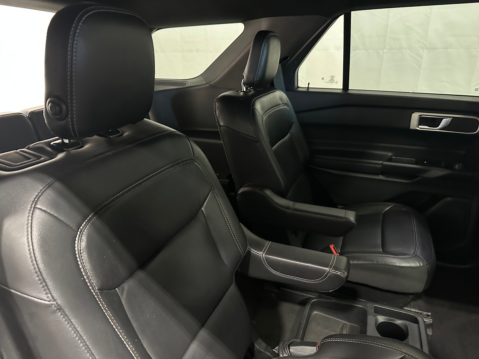 Thumbnail: 2020 Ford Explorer - 6