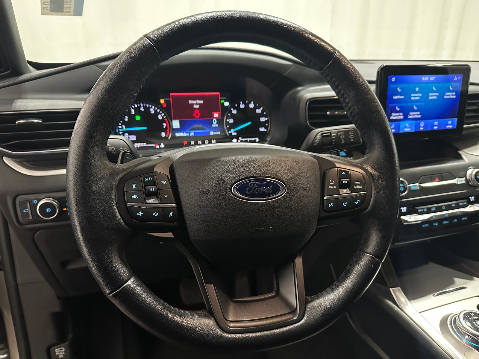 Thumbnail: 2020 Ford Explorer - 5