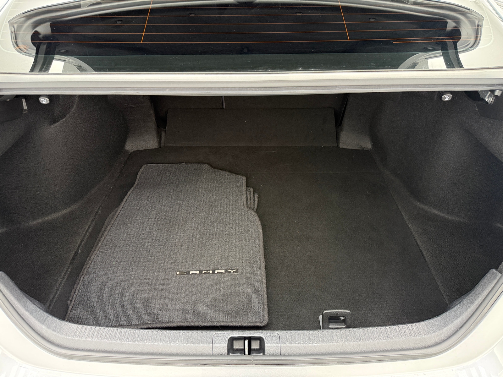 Thumbnail: 2022 Toyota Camry - 7