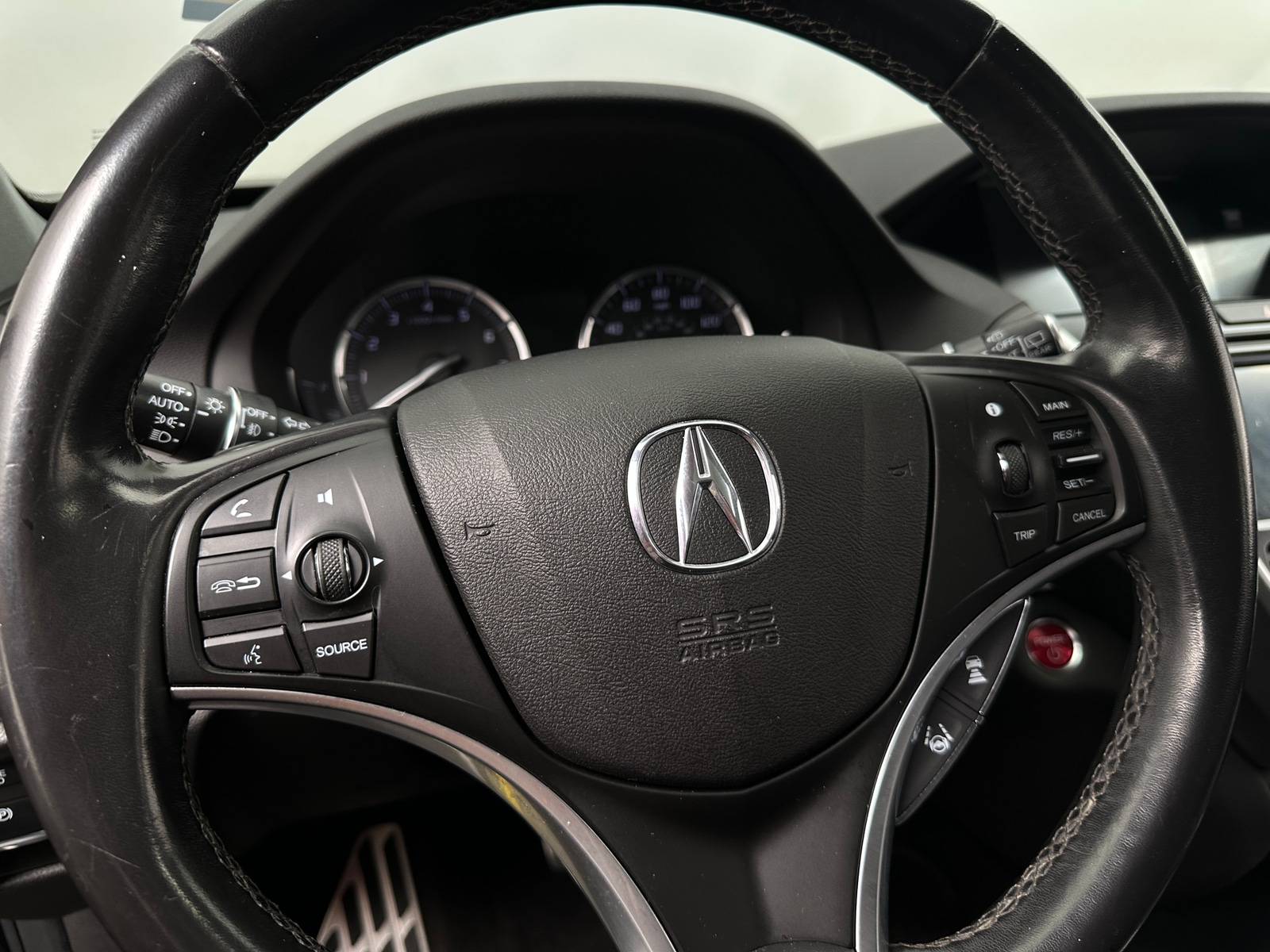 Thumbnail: 2018 Acura MDX - 4