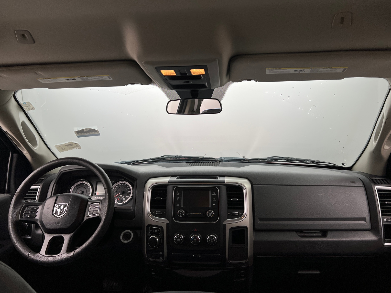 Thumbnail: 2019 RAM 1500 Classic - 3