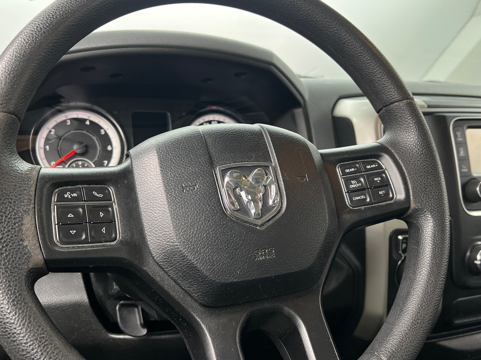 Thumbnail: 2019 RAM 1500 Classic - 5