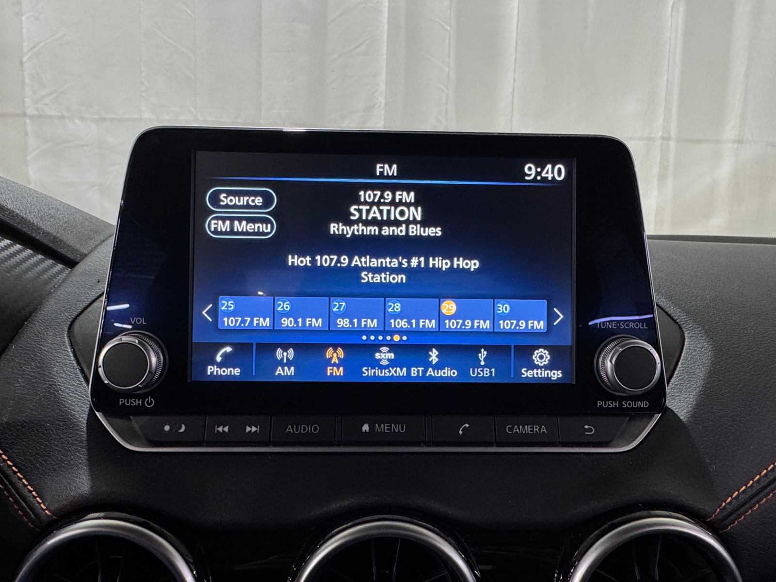 Thumbnail: 2022 Nissan Sentra - 4