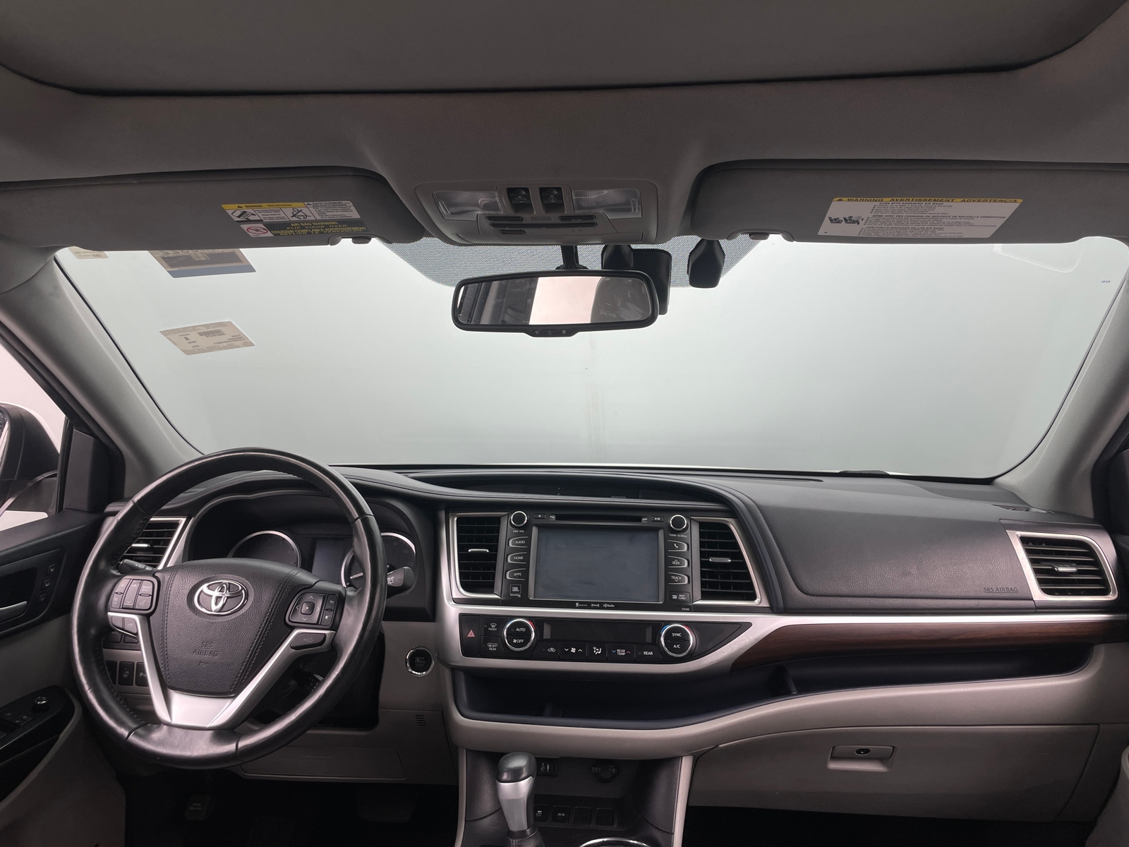 Thumbnail: 2016 Toyota Highlander - 2