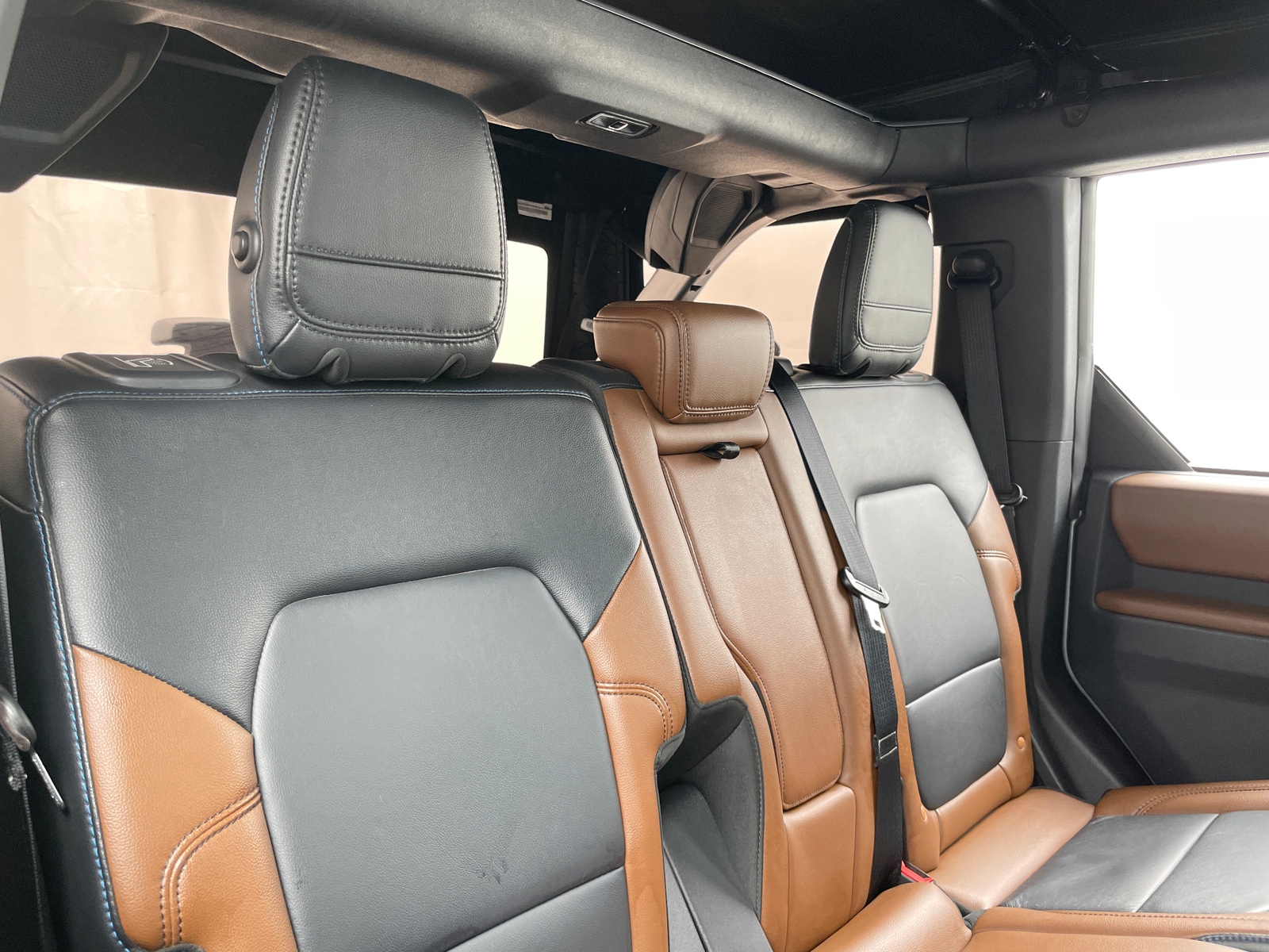 Thumbnail: 2023 Ford Bronco - 6